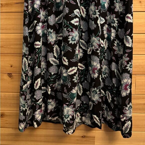 NWT Loft Size 12 Viscose Dark Floral Leaf V Neck Long Sleeve Midi Dress - Picture 6 of 16